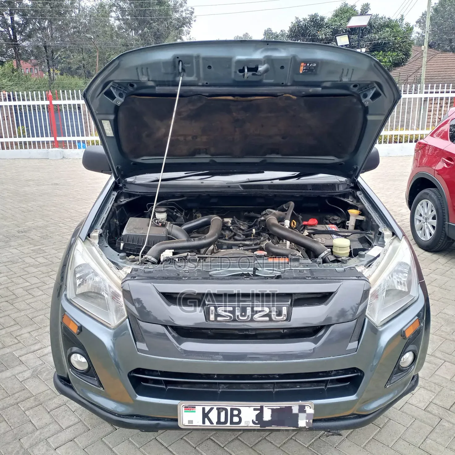 Isuzu D-MAX 2021 Gray