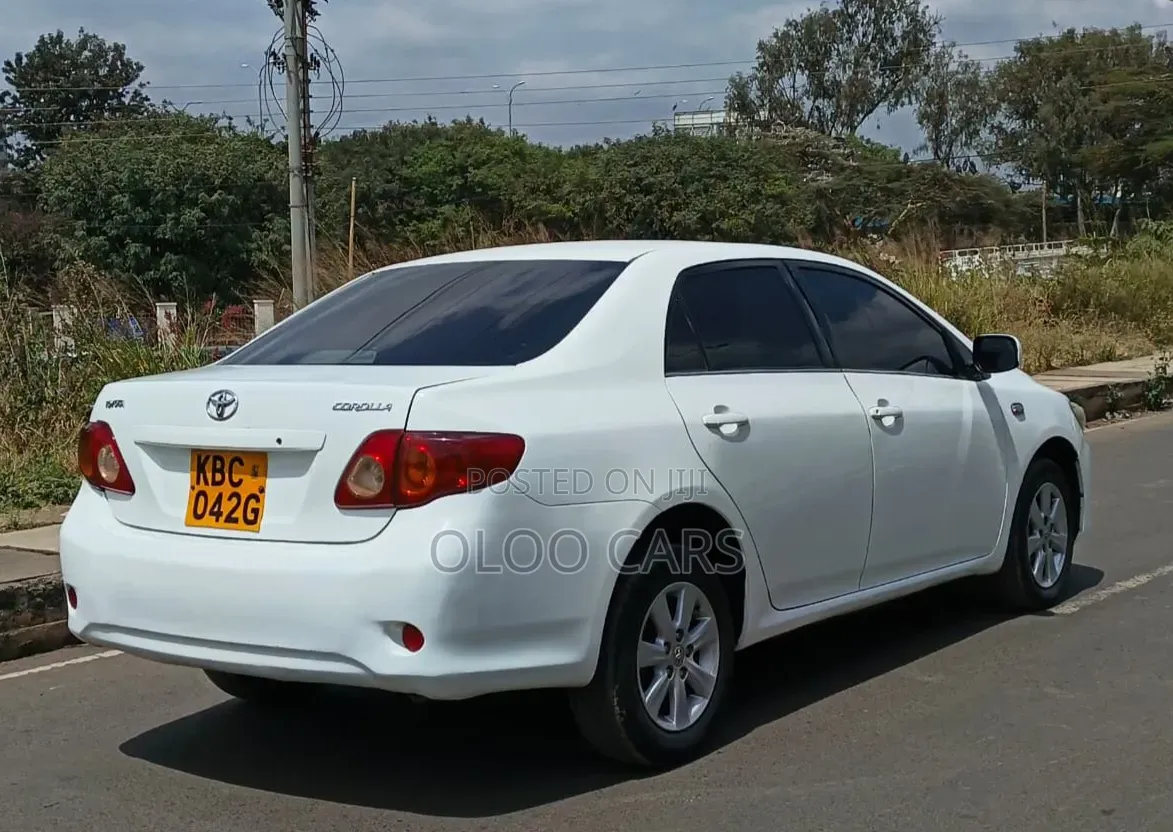 Toyota Corolla 2008 White