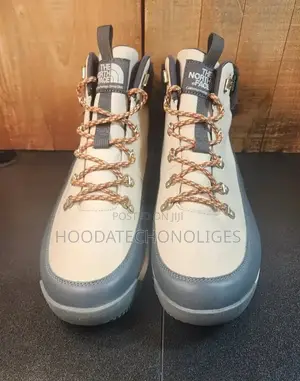 The North Face Back to Berkeley Men’s Hiking Boots Waterproof
