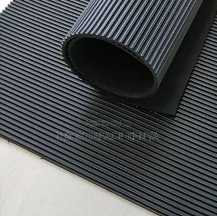 Ribbed Entrance Mat – Strong, Safe Durable