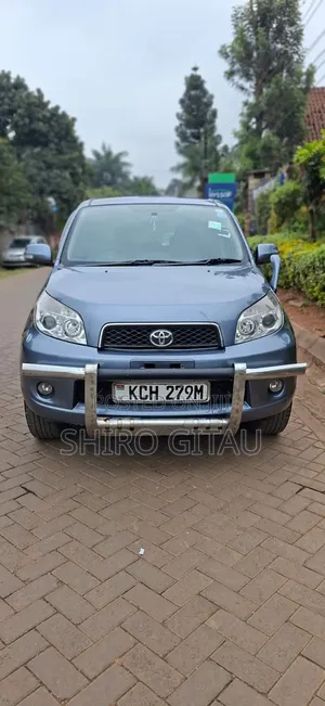 Toyota Rush 2009 Silver