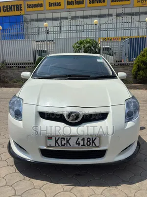 Toyota Auris 2009 White