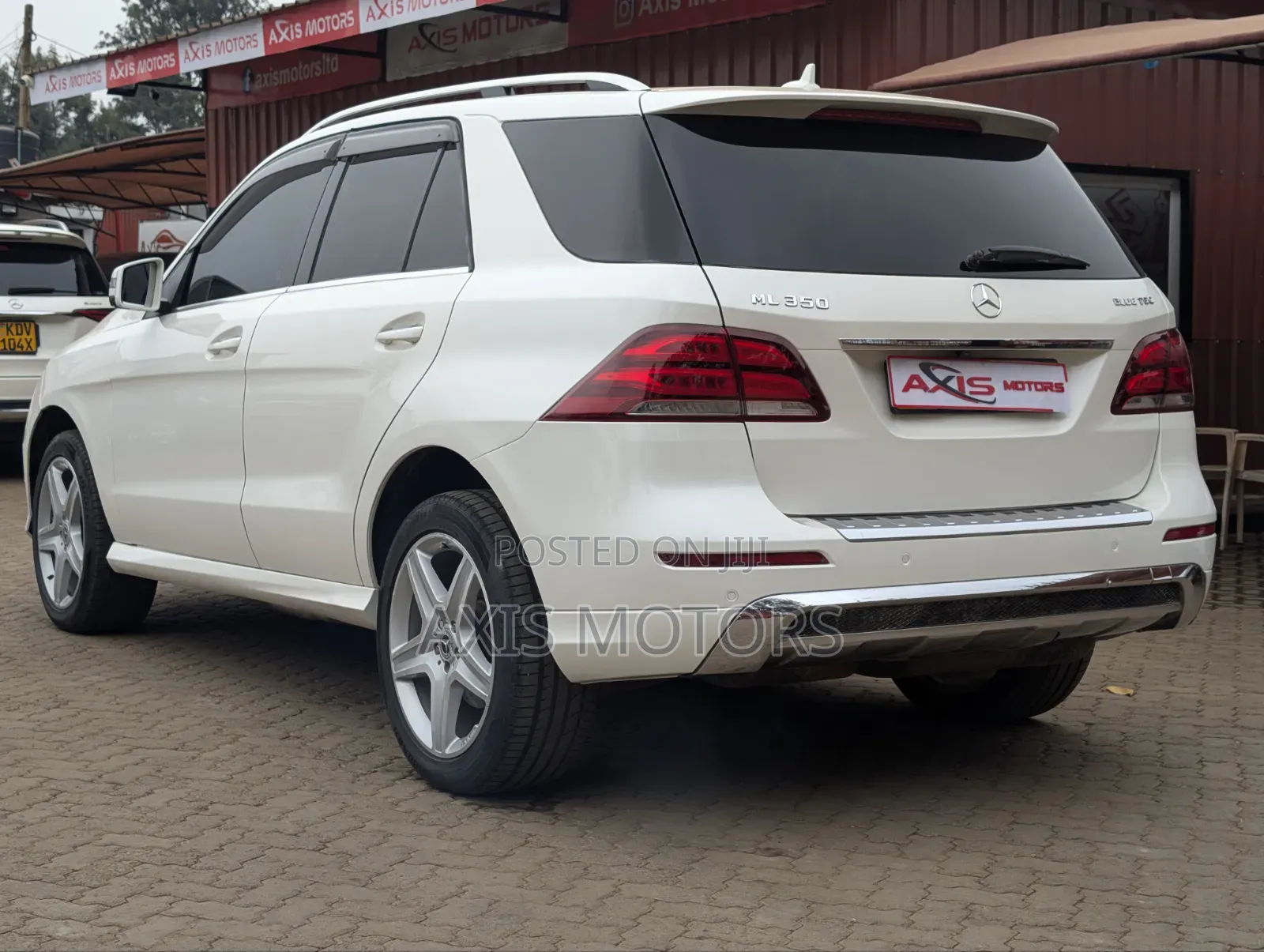 Mercedes-Benz M Class 2013 White
