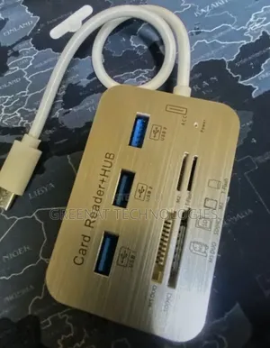 6 in 1 USB 3.0/3.1 Hub With Built-in Card Reader 3 USB 3.0 Ports