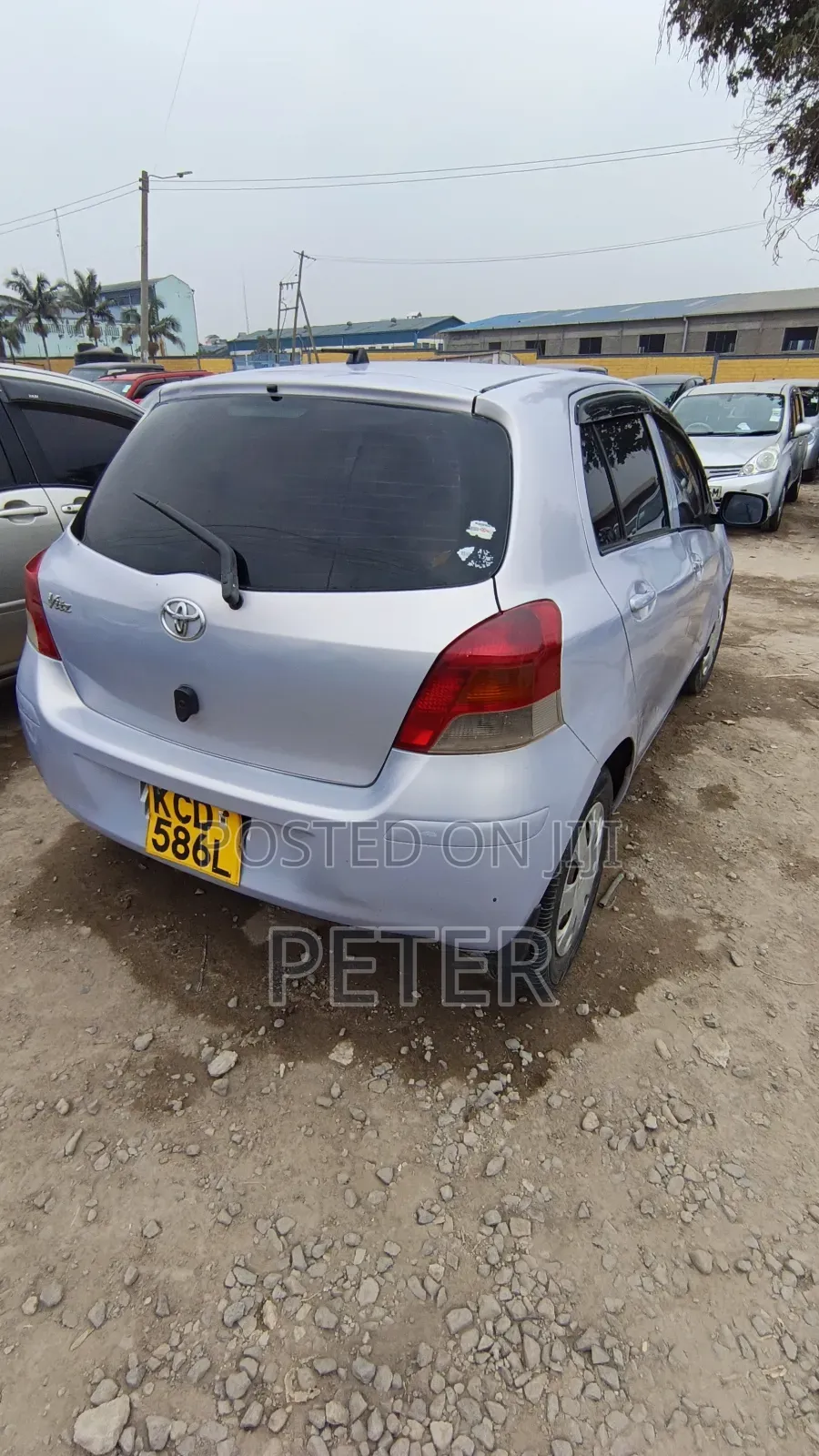 Toyota Vitz 2008 Silver