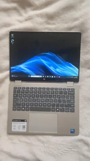 Laptop HP OmniBook 5 Flip 14-fp0023dx 16GB Intel Core i7 SSD 512GB