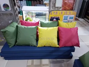Waterproof Floor/Pallet Cushion, Offers Comfort+ Durability