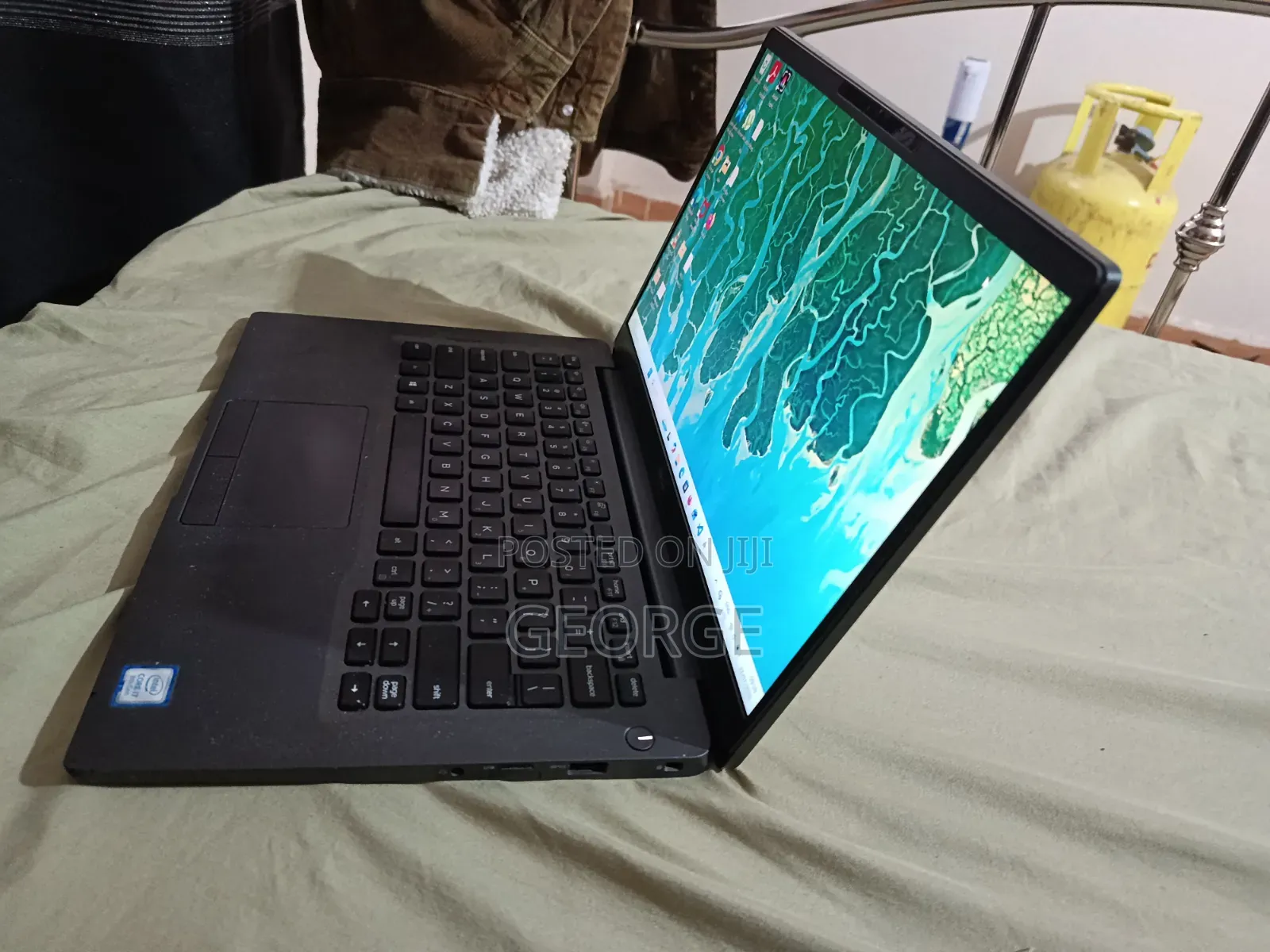Laptop Dell Latitude 7400 8GB Intel Core i7 SSD 512GB