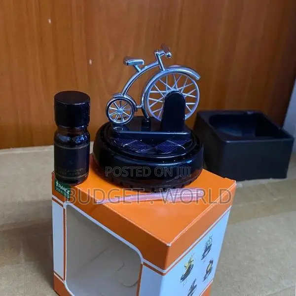 Pirate Solar Powered Rotating Car Fragrance Diffuser