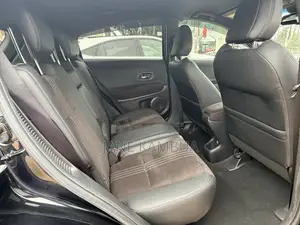 Honda Vezel 2020 Black