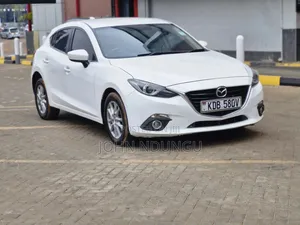 Mazda Axela SV Premium 2014 White