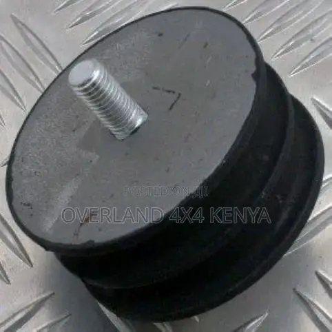 Defender Engine and Gearbox Mounting