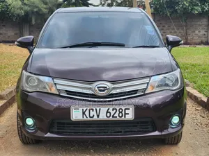 Toyota Axio 2013