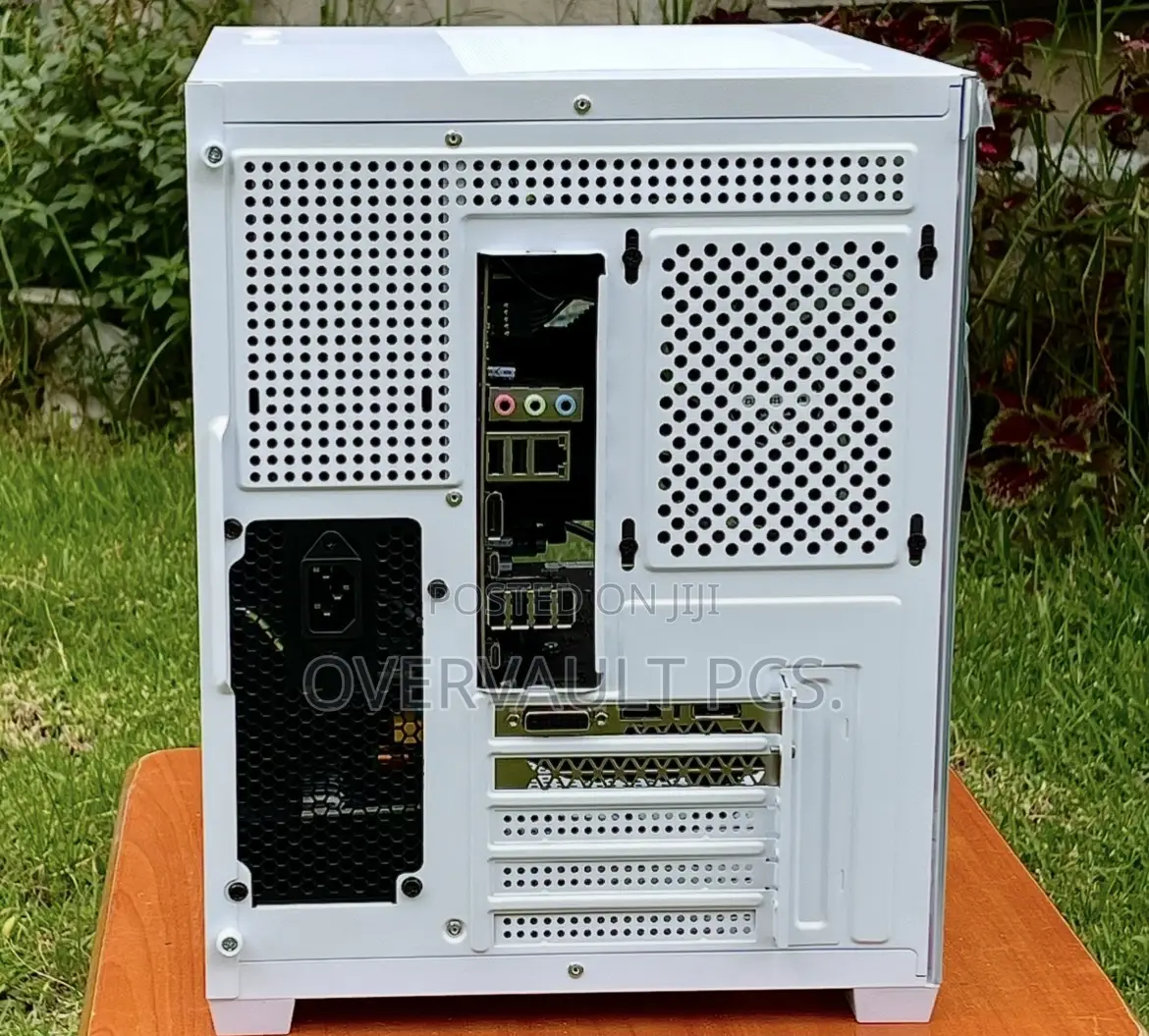 Desktop Computer 32GB Intel Core i3 HDD+SSD 750GB