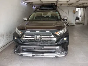 Toyota RAV4 2019 Gray