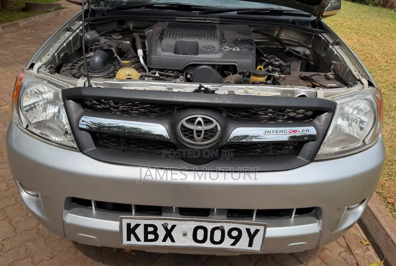 Toyota Hilux 2007 Silver
