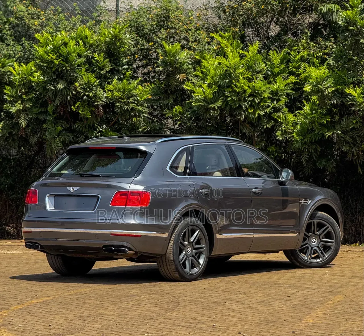 Bentley Bentayga 2018 Gray