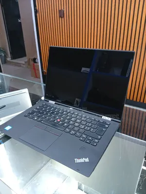 Laptop Lenovo ThinkPad X1 Yoga 16GB Intel Core i7 SSD 512GB