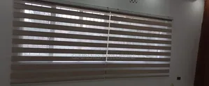 Simple Office Elegance Made Cool With Horizontal Office Blinds