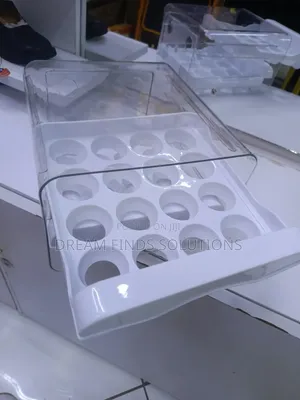 Lumina 32: Clear-View Egg Station