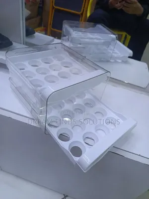 Orbit Crystal: Stackable Egg Cellar
