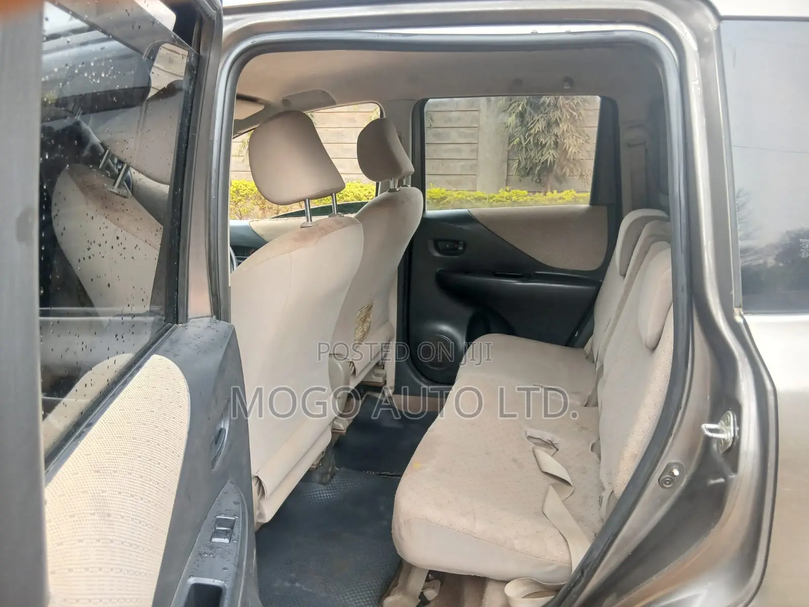 Toyota Ractis 2006 Gray