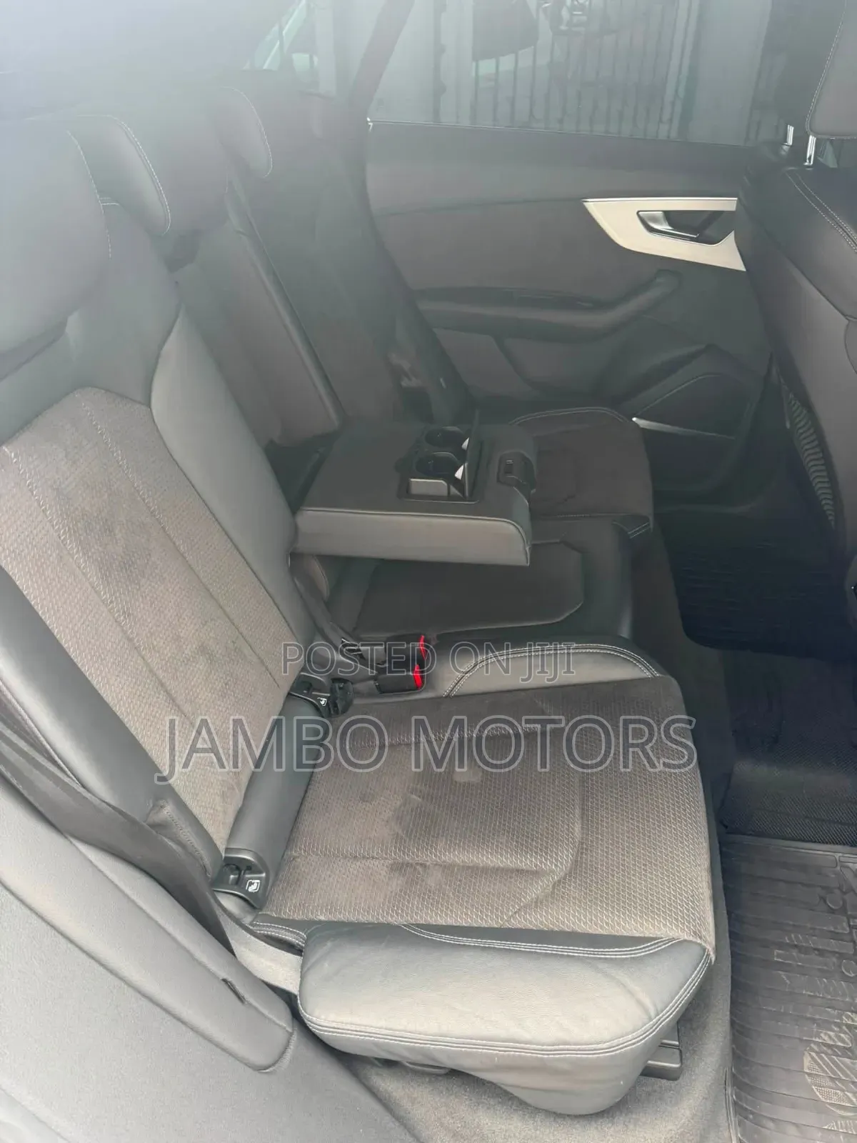 Audi Q8 2021 White