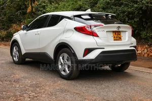 Toyota C-HR 2017 White