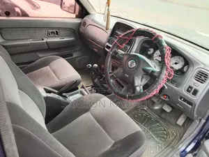 Nissan Hardbody 2007 Blue