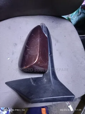 Auris Side Mirror 2014