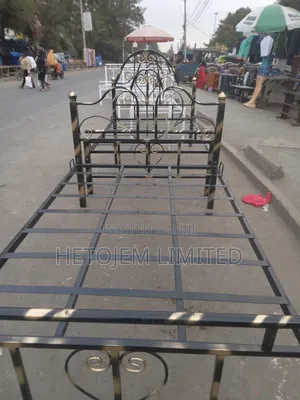 Quality Metallic Beds Available!