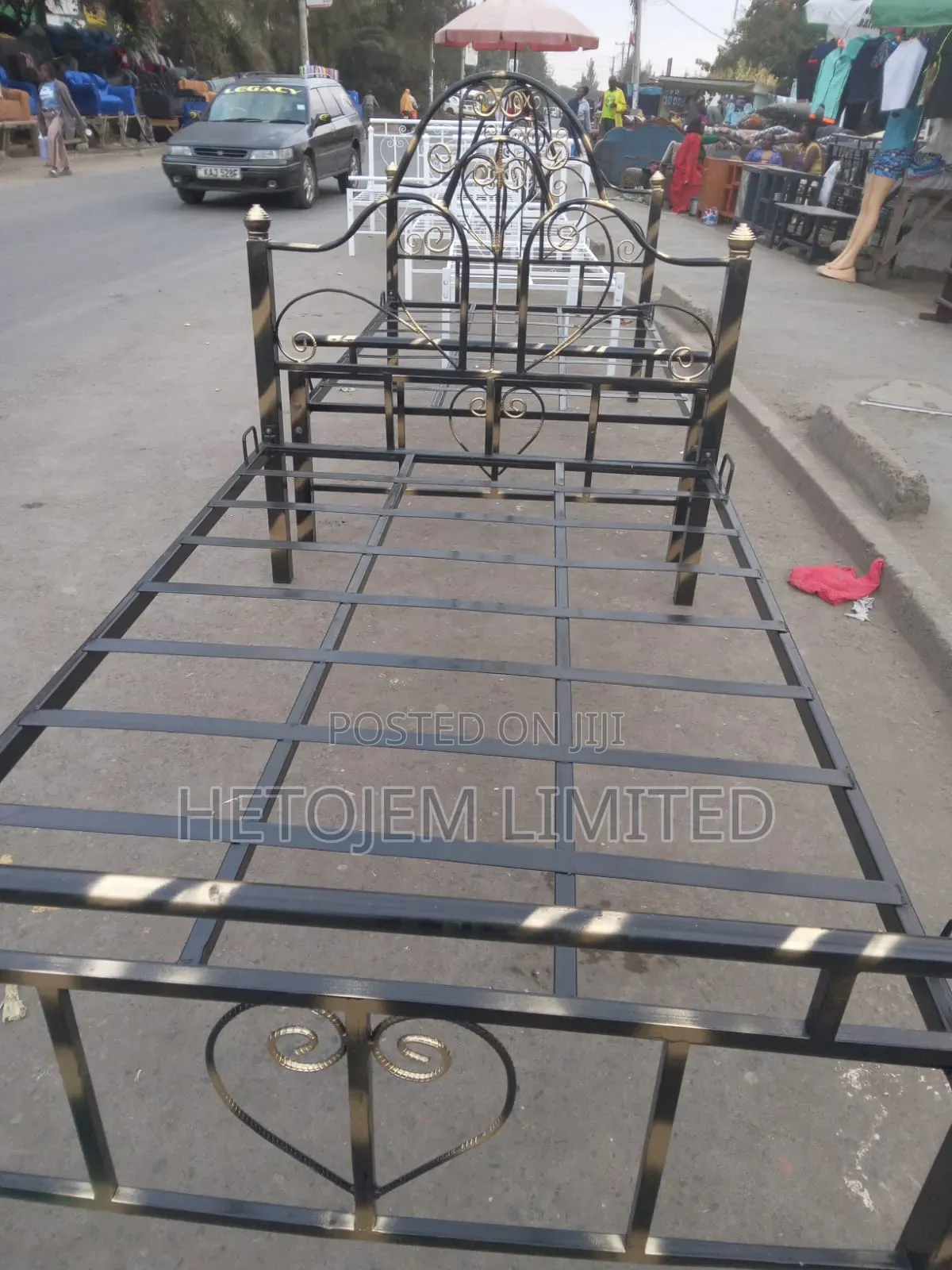 Quality Metallic Beds Available!