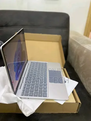 Laptop Microsoft Surface Go 8GB Intel Core i5 SSD 256GB
