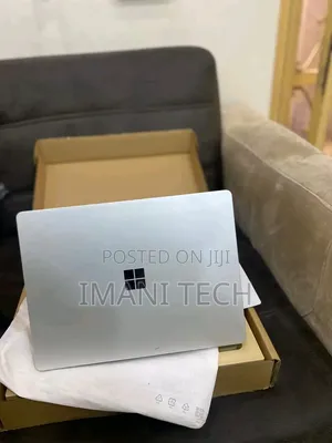 Laptop Microsoft Surface Go 8GB Intel Core i5 SSD 256GB