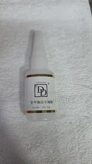 YDD Glue ( Artificial Nail Glue)