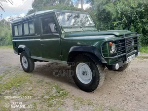 Land Rover Defender 2010 Green