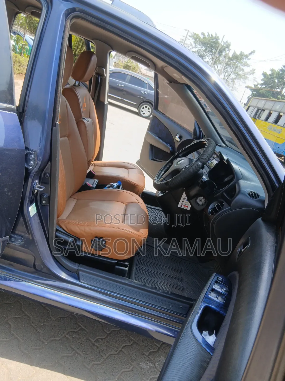 Mitsubishi Airtrek 2002 Blue