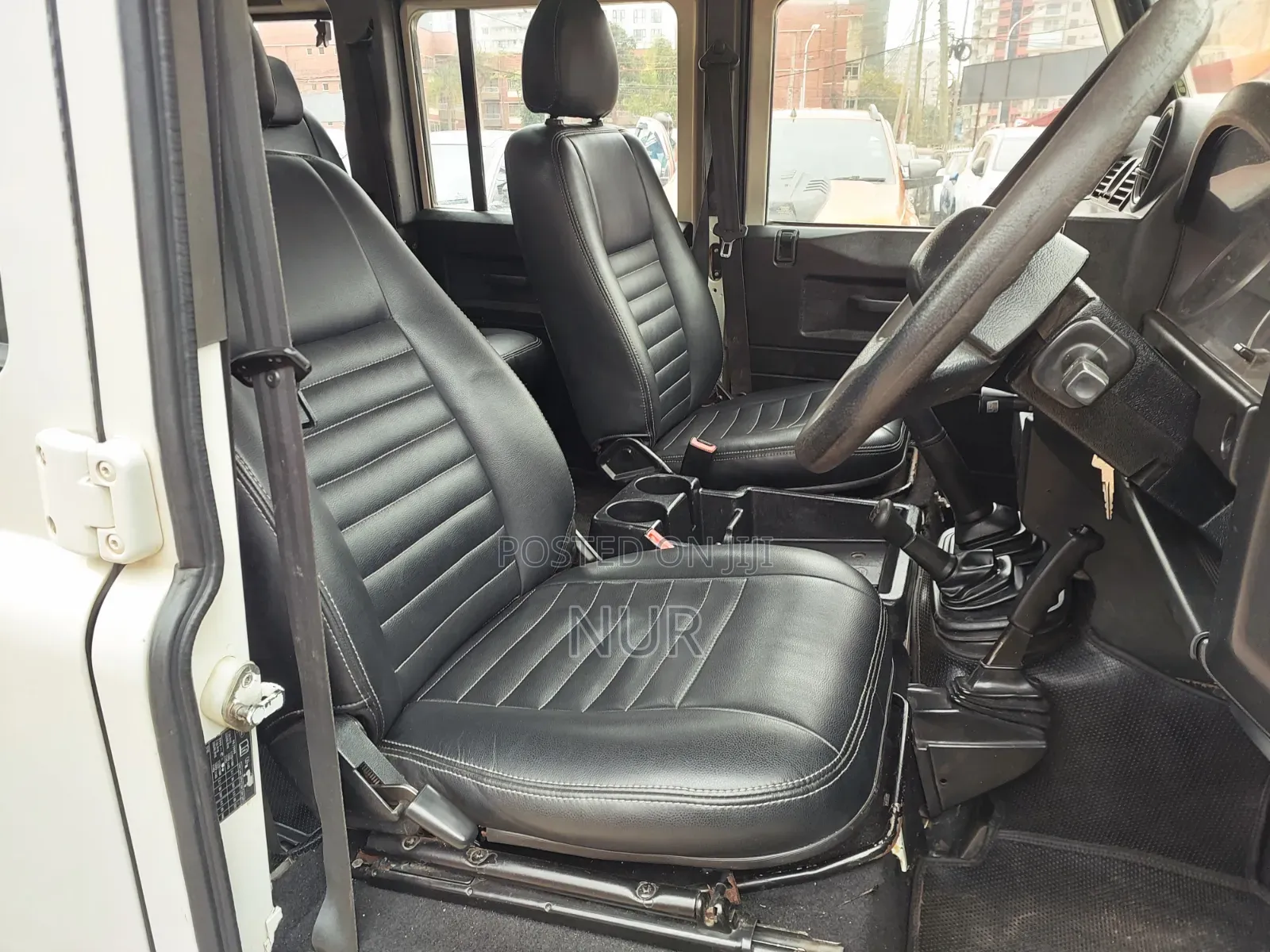 Land Rover Freelander 2011 White