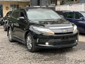 Toyota Harrier 2.0 2019 Black
