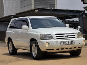 Toyota Kluger 2004 White