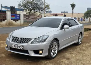 Toyota Crown 2011 Purple
