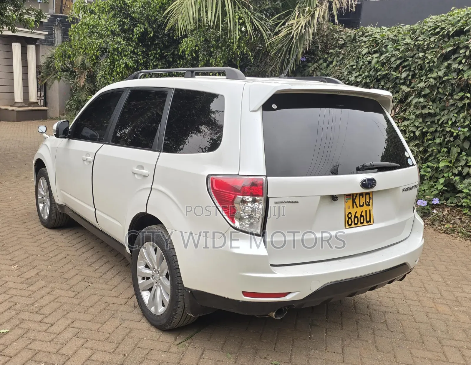 Subaru Forester 2010 White