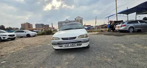Toyota Corolla 2001 White
