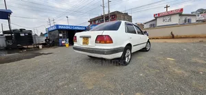 Toyota Corolla 2001 White
