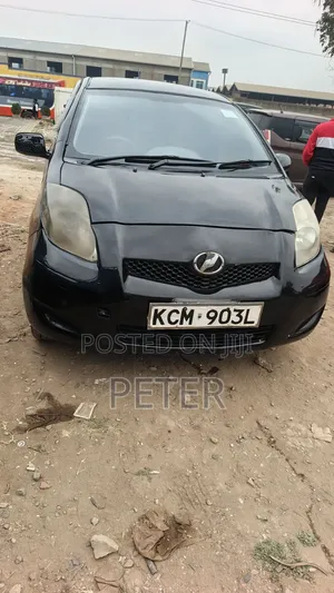 Toyota Vitz 2009 Black