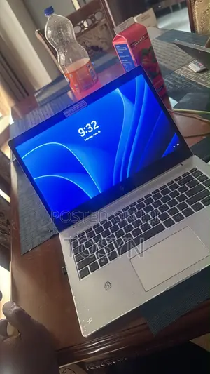 Laptop HP EliteBook x360 1030 G2 8GB Intel Core i5 SSD 256GB