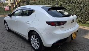 Mazda 3 2019 White