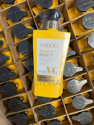 Sadoer Vitamin C Translucent Skin Body Lotion