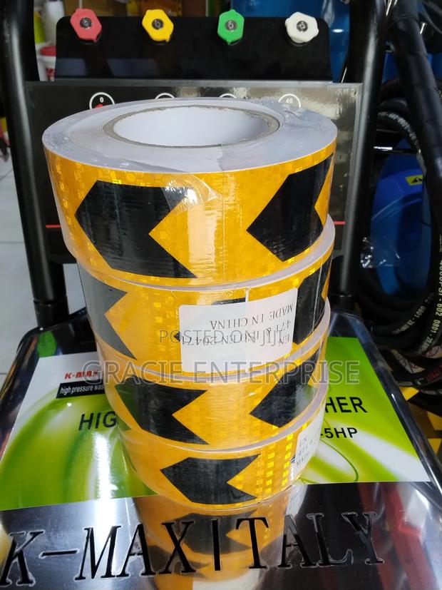 Arrow Reflective Tape, Caution, Reflective Tape - thumbnail 2