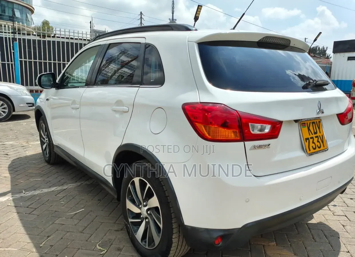 Mitsubishi RVR 2016 White